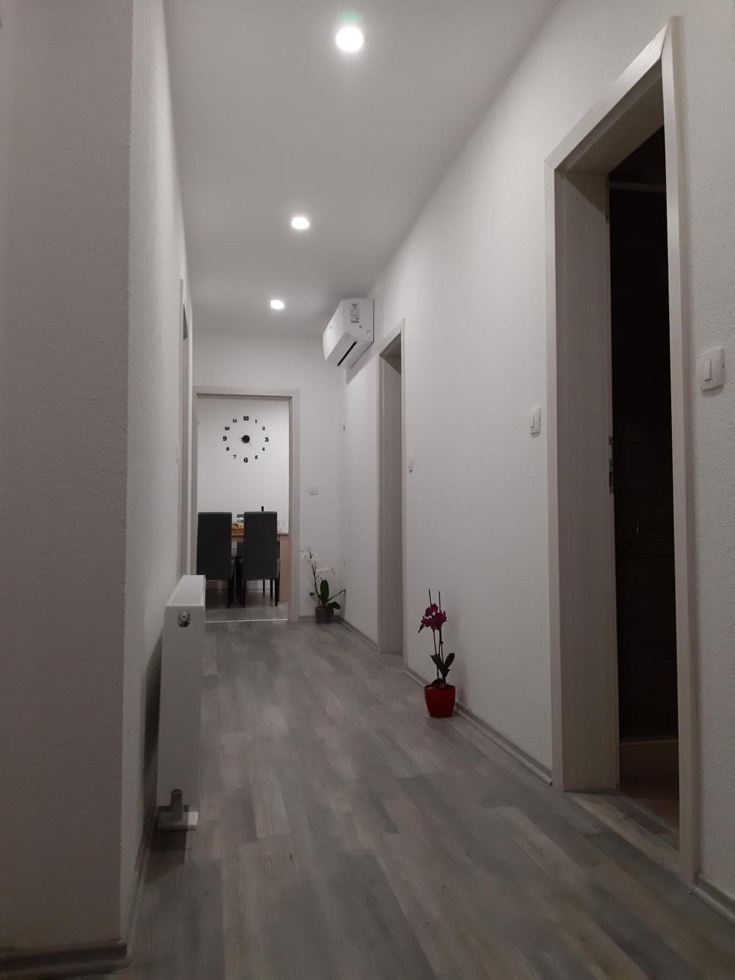 House Naomi Apartment *